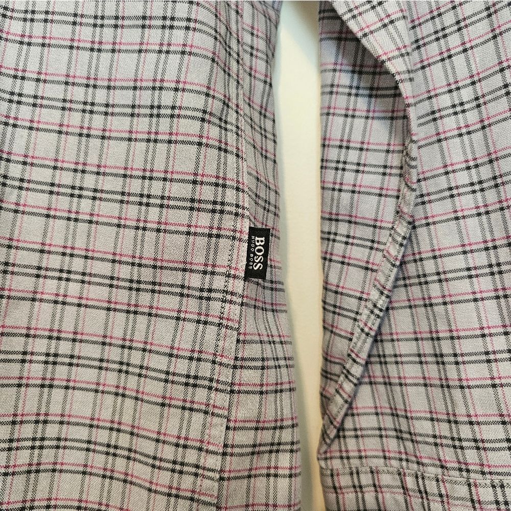 Hugo Boss Mens Button Down - Picture 4 of 5